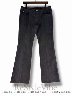 ST JOHN Women’s Size 10 Jeans Mid Rise Fit Wide Leg Bootcut Style Stretch